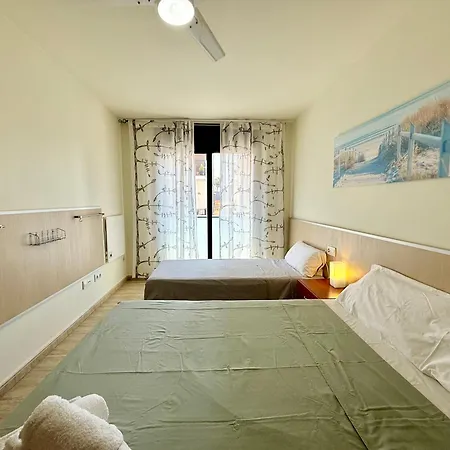 Oasis Lloret Appartamento